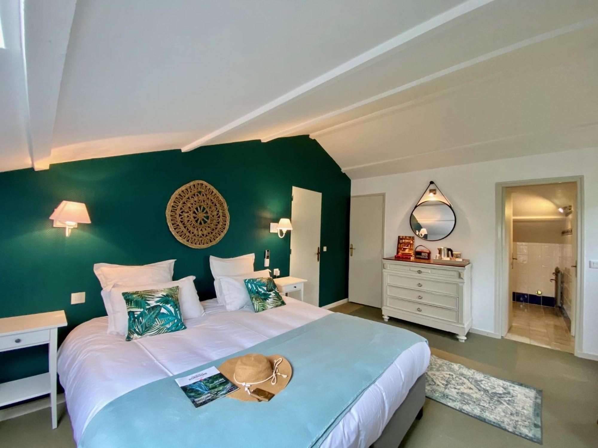 Hotel Les Vieilles Tours Рокамадур Экстерьер фото