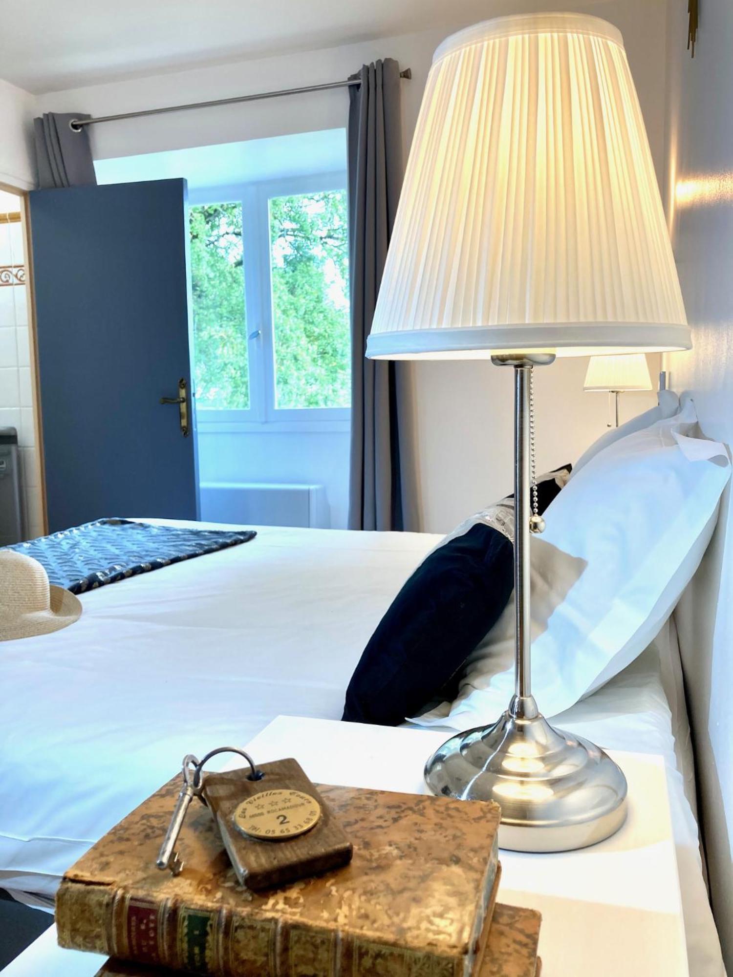 Hotel Les Vieilles Tours Рокамадур Экстерьер фото